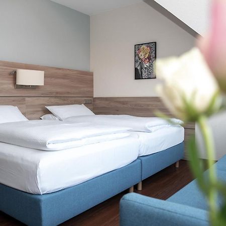 Hotel Kastanienhof Ердінґ Екстер'єр фото