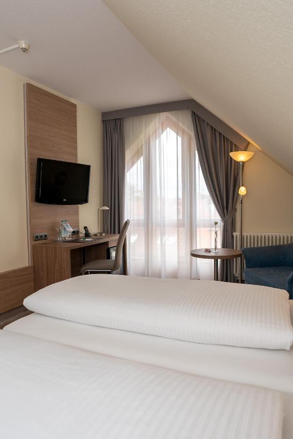 Hotel Kastanienhof Ердінґ Екстер'єр фото