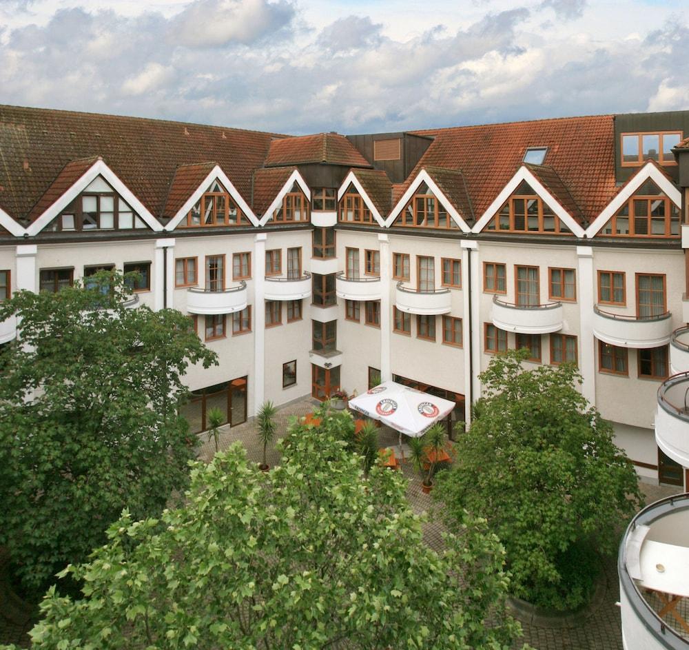 Hotel Kastanienhof Ердінґ Екстер'єр фото