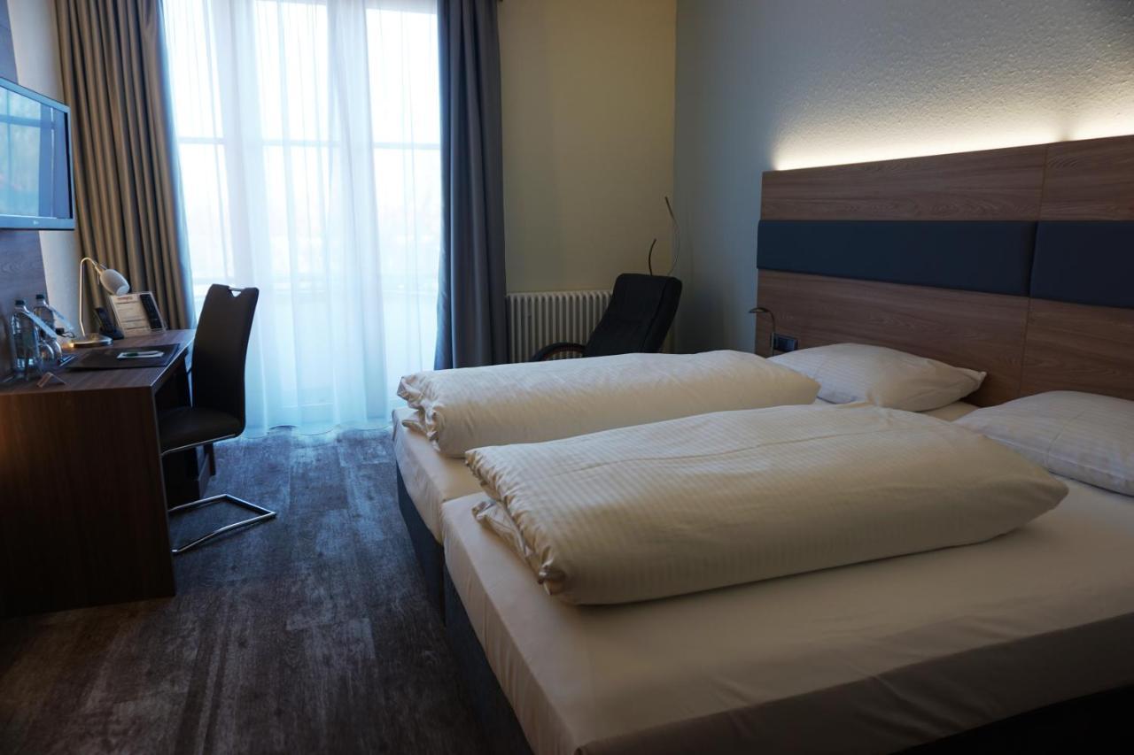 Hotel Kastanienhof Ердінґ Екстер'єр фото